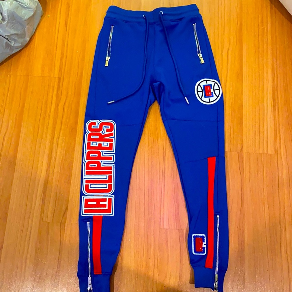 Barely worn clippers sweatpants